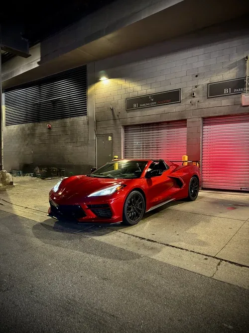 Corvette C8 — Red
