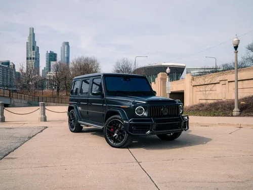 Mercedes-AMG G63 — Black